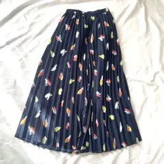 【美品】フェリシモ プリーツロングスカート ネイビー【裏地あり】のサムネイル