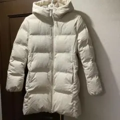洗濯済み♪ユニクロUNIQLOシームレスダウンショートコート/オフホワイト　Ｌ