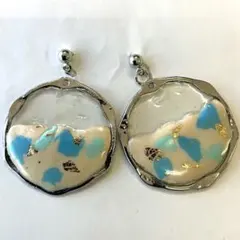 6149 イエローとブルー、グリーンのピアス