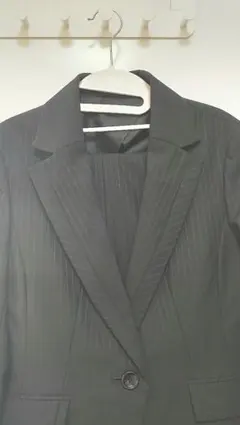 新品 レディース パンツスーツ ブラック ストライプ S〜M 定価23,800円