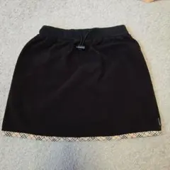 BURBERRY 黒フリース スカート 110cm