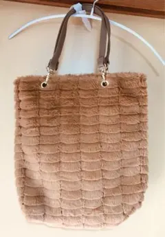 トートバッグ 秋 フェイクファー 冬 タグ付き ブラウン 激安 今だけ 大特価