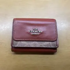 COACH三つ折り財布