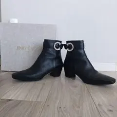 JIMMY CHOO クリスタルバックル ブラックアンクルブーツ サイズ40のサムネイル
