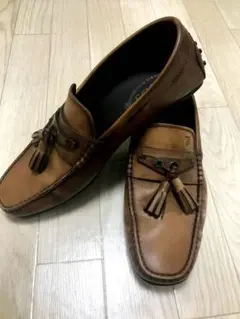 最終値下！【美品】TOD’Sメンズ タッセル ドライビングシューズ 9 28cmのサムネイル