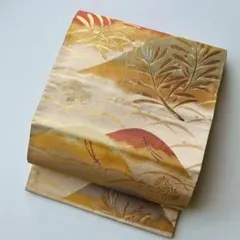 袋帯 金彩 山々 露芝 素敵なデザイン 六通 正絹 T-5982
