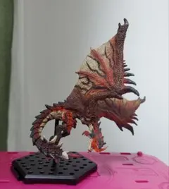 モンスターハンター　モンハン　フィギュア　リオレウス(怒り)
