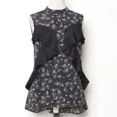 ルシェルブルー サイズM ノースリーブブラウス