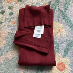 UNIQLO メリノリブタートルネックセーター レッド M