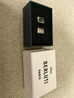 超希少 ベルルッティ 蝶ネクタイ カリグラフィー - メルカリ