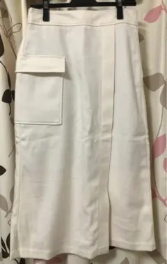 ジーユー★ポケットナローミディスカート　白　GU