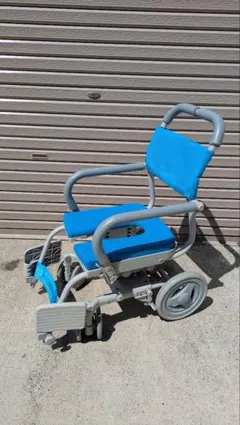 【O】ウチヱ株式会社製 入浴用車椅子 シャワーキャリー U型シートのサムネイル