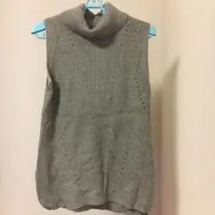 ニットベスト　タートルネック
