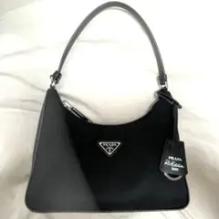 プラダ Re-Edition 2005 Re-Nylon ミニバッグ