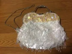 【美品】ビーズのバッグ　結婚式　成人式　ホワイト白