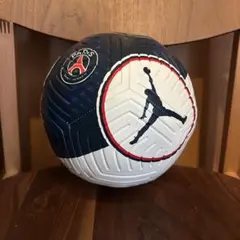 NIKE パリ・サンジェルマン サッカーボール 5号　PSG ジョーダンブランドのサムネイル