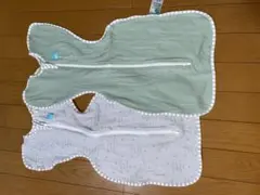 スワドル グリーンとホワイト