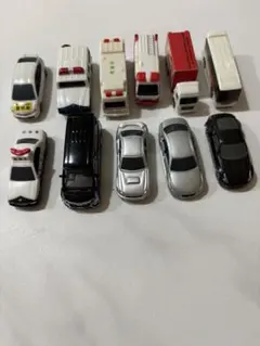 バラ売り可 トミカ15台セット - メルカリ