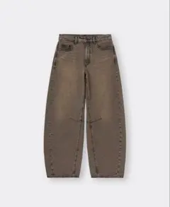 GU バレルレッグジーンズ