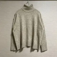 ロペ　ROPE　ハイネックニットプルオーバー　ベージュ　Ｍサイズ