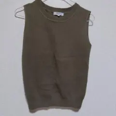 NATURAL BEAUTY BASIC ノースリーブニット M オリーブ