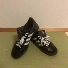 adidas SHUKU EVA ブラックスニーカー