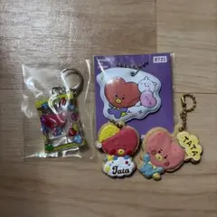BT21 TATA キーホルダー BTS V