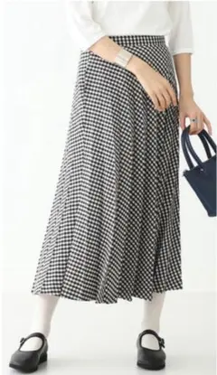 【春物】【美品】ビームスボーイ　プリーツスカート　ギンガムチェック黒白