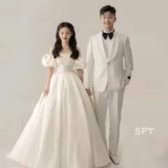 ホワイトオフショルダーAラインウェディングドレス