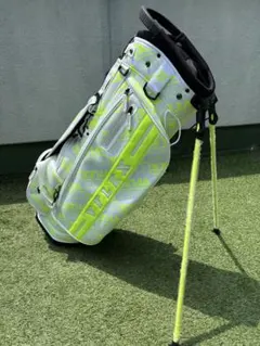 Item thumbnail for item 32a0a876-388e-44c7-9c40-b9edf320de6a