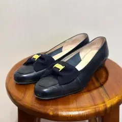 FERRAGAMO ネイビーエナメルローファーヴァラリボン 5 1/2