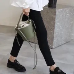 美品！ayakoバッグ Leather KINCHAKU/FOG - メルカリ