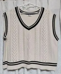 INGNI アイボリー Vネック ニットベスト　М