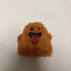 オレンジ色のふわふわマスコット