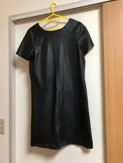 ZARA レザーワンピ
