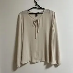 FOREVER 21 長袖ブラウス アイボリー リボンタイのサムネイル