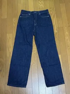 GU ストレートジーンズ　Lサイズのサムネイル