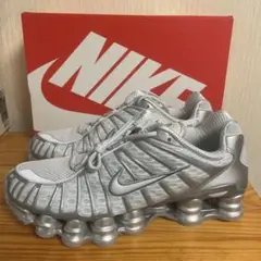 ナイキ ショックス TL ピュアプラチナム アンド メタリックシルバー 27.5