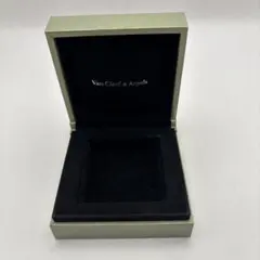 ヴァンクリーフ&アーペル　空箱ギフト箱