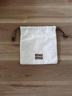 ★miu miu 巾着 ポーチ★ 1回のみ使用のサムネイル