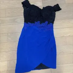 オフショルダー ボディコンドレス 青と黒