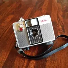 ◎RICOH リコー AUTO HALF オートハーフ E レッドフラワー - メルカリ