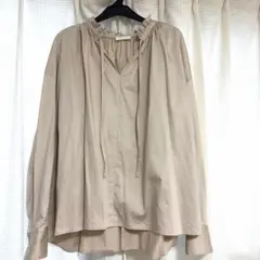 ボールジイ　ベージュ　長袖シャツ