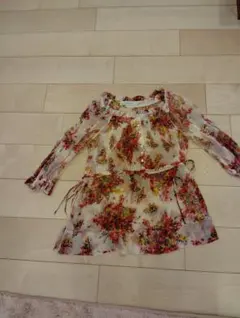 ZARA BASIC フラワープリント 五分袖ブラウス