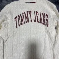 TOMMY JEANS ホワイト ケーブルニットセーター