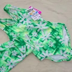 【新品未使用品】日本製 パレオ付き 子供用 水着 130サイズ