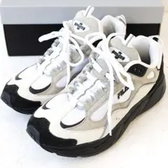 新品同様 FILA メンズ スニーカー 28cmのサムネイル
