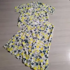 RODEOCROWNS　花柄シャツとスカートのセットアップ　新品、未使用タグ付き