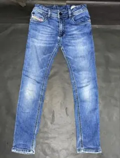 国内正規ディーゼルキッズ★ダメージ加工デニムスキニーパンツ８歳参考19000円★