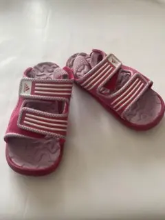 アディダス  キッズサンダル　ピンク　中古品